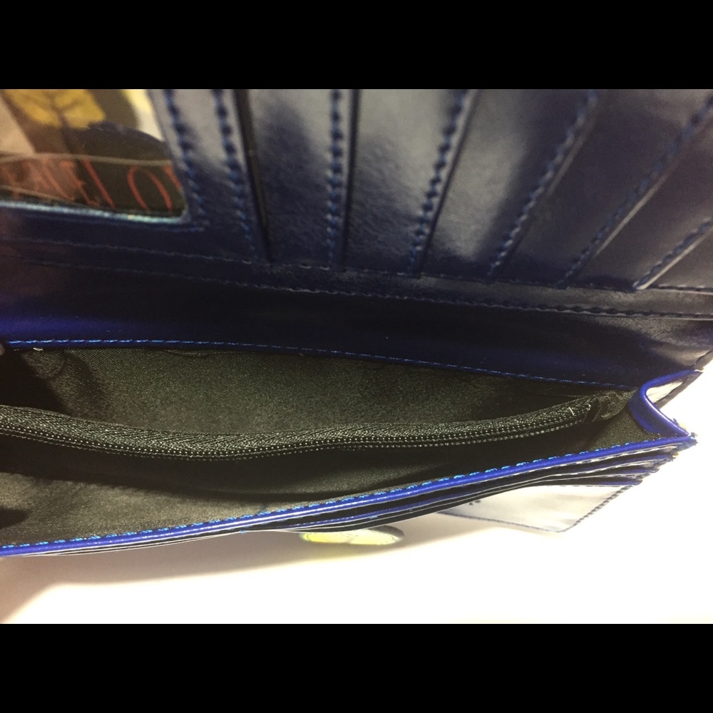 NWT Vegan Leather Wallet - Peace Doves -Royal Blue - Picture 5 of 8